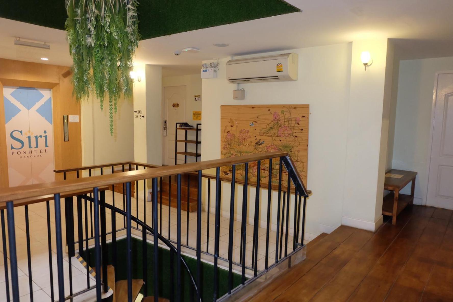Siri Poshtel Bangkok Hostel Luaran gambar