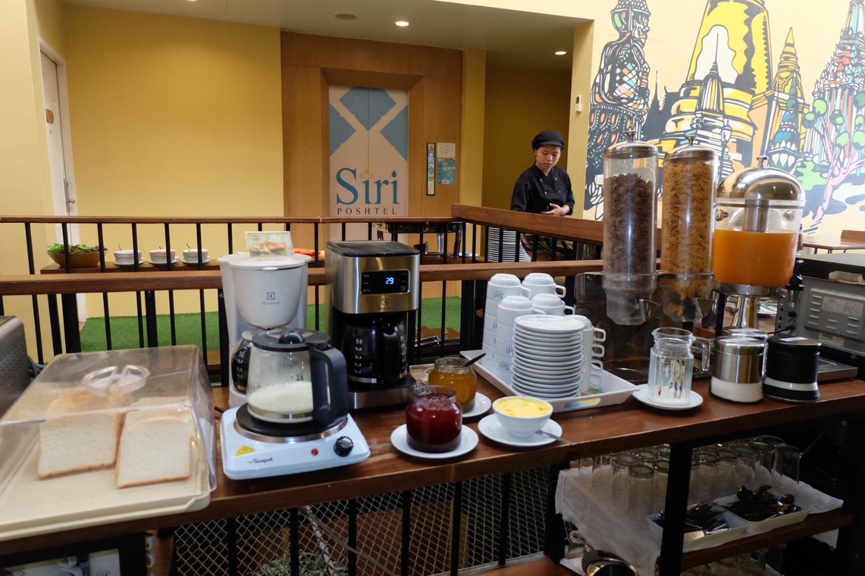 Siri Poshtel Bangkok Hostel Luaran gambar