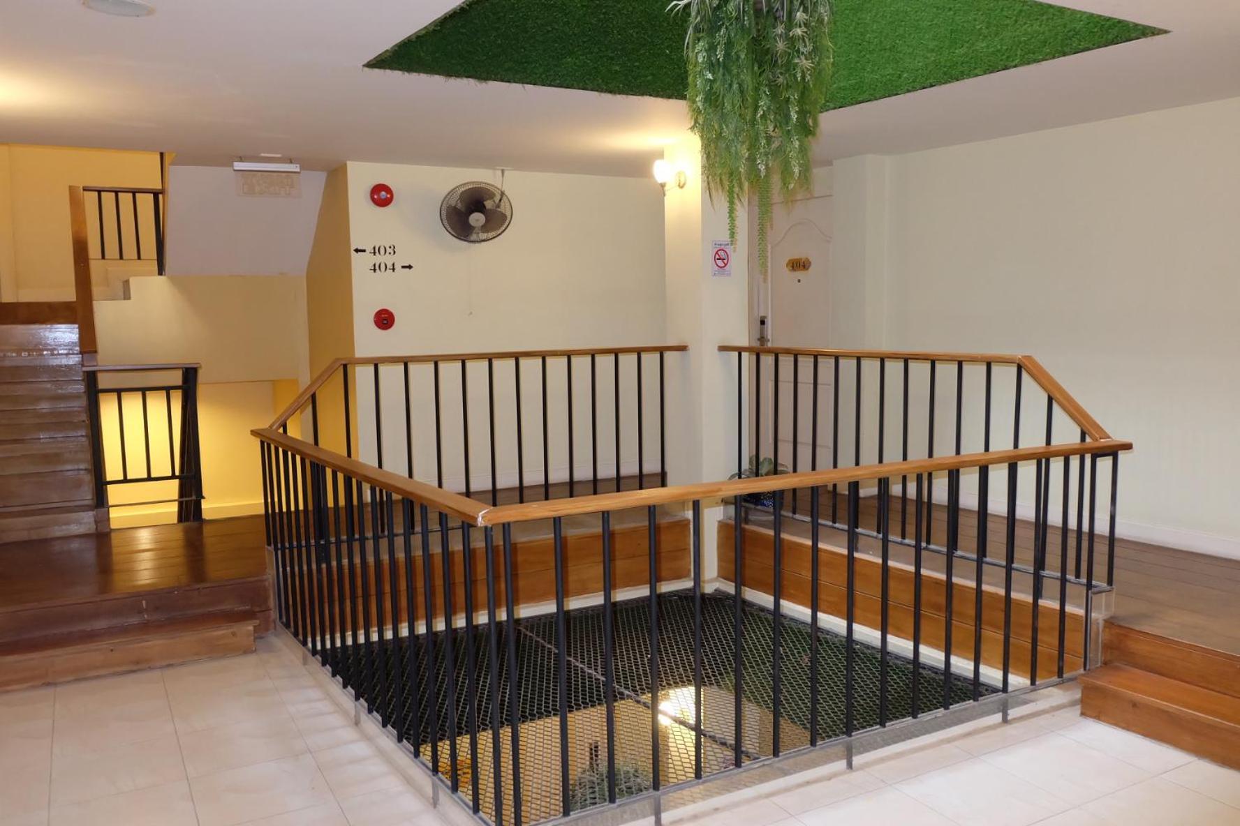 Siri Poshtel Bangkok Hostel Luaran gambar