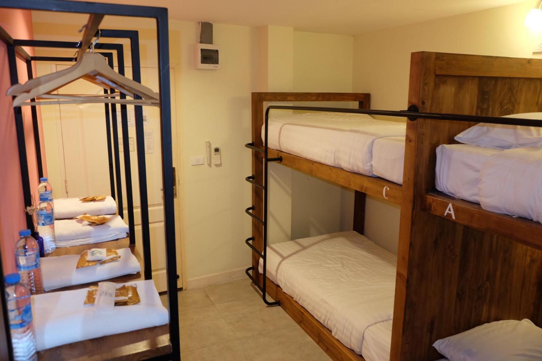 Siri Poshtel Bangkok Hostel Bilik gambar