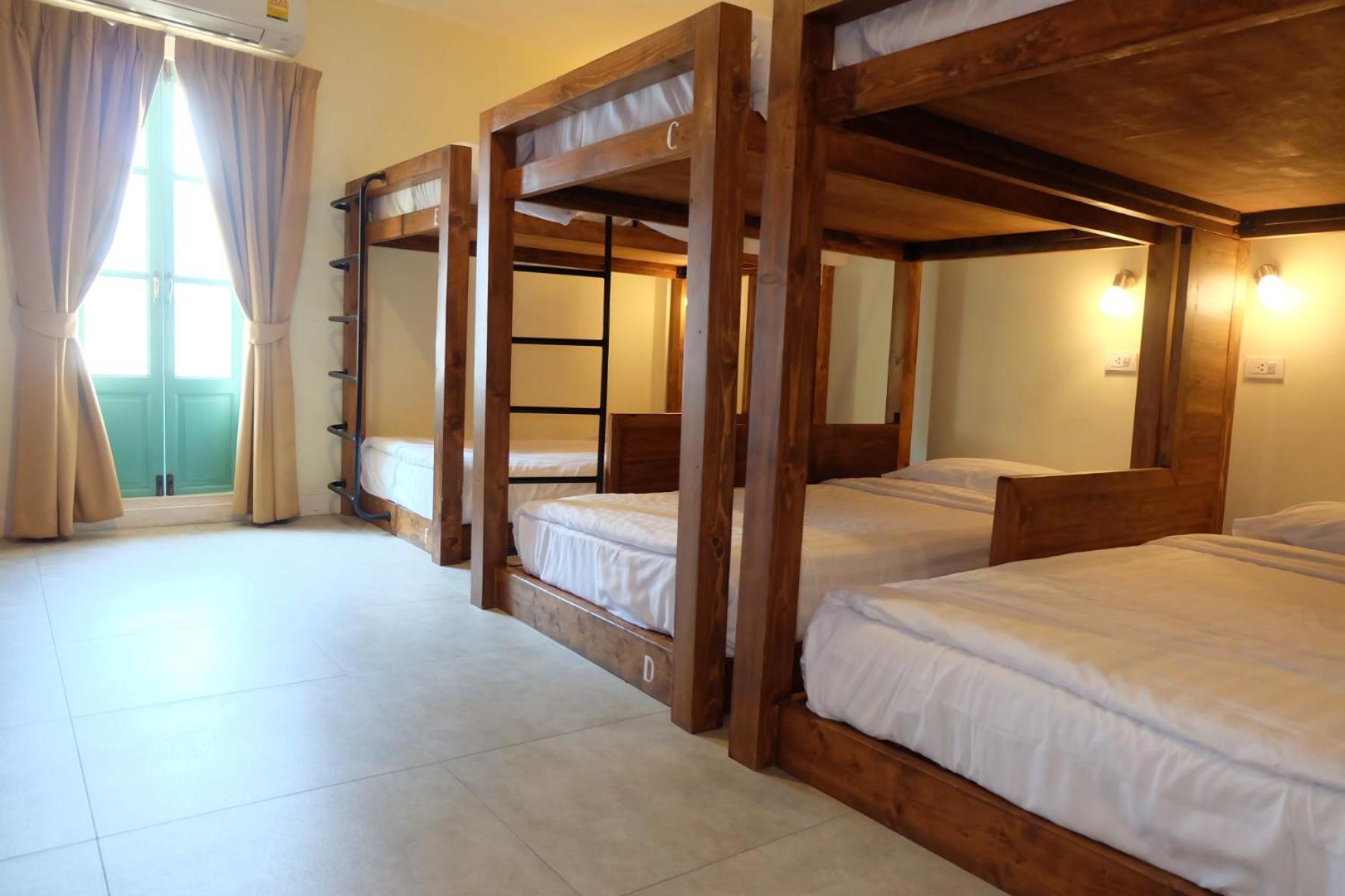 Siri Poshtel Bangkok Hostel Bilik gambar