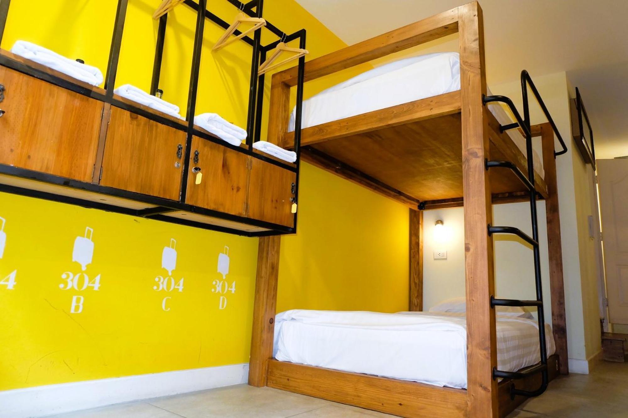 Siri Poshtel Bangkok Hostel Luaran gambar
